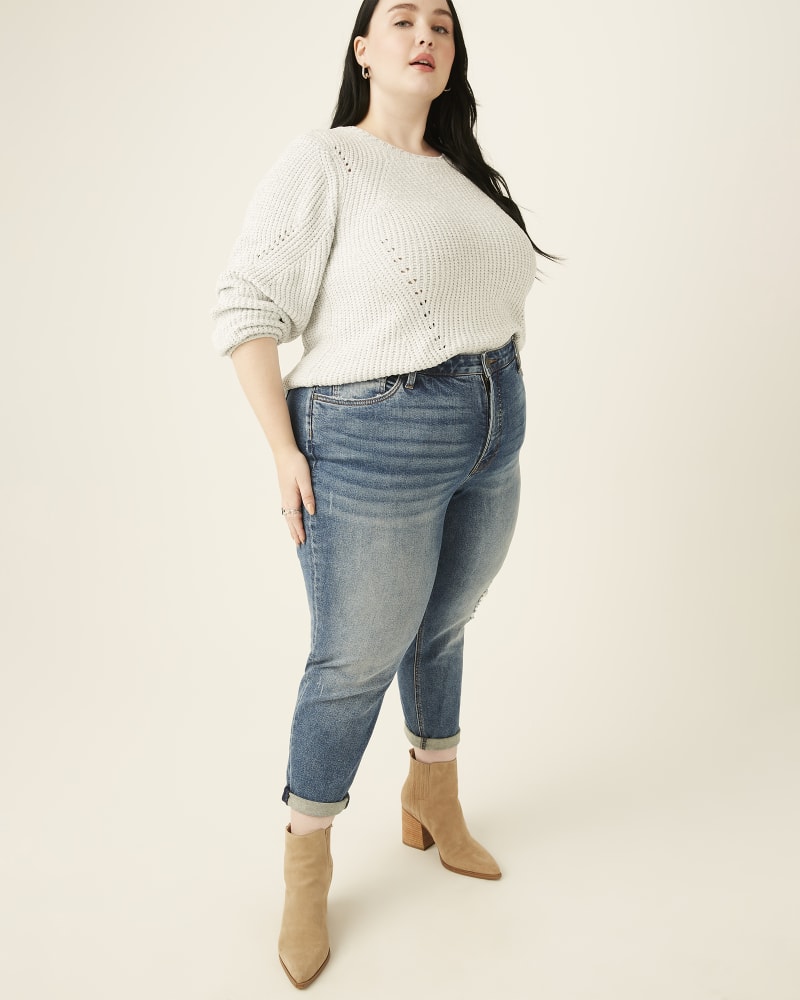 Plus size model with diamond body shape wearing Rachel Boyfriend Jeans by Kut From The Kloth | Dia&Co | dia_product_style_image_id:171451